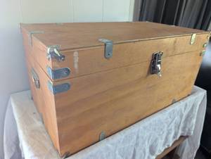lot 1003 image: Military Wooden Trunk with Metal Hardware and Side Handle - 26x14x12.5 in