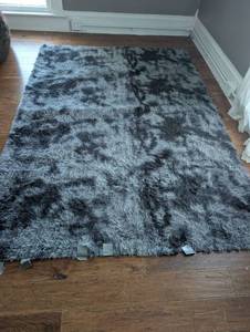lot 1020 image: Dark Gray Shag Area Rug -5x6ft