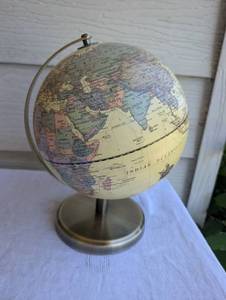 lot 1519 image: World Globe on Metal Stand- 12 in