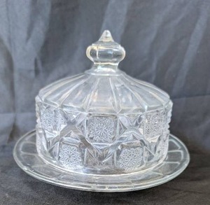 lot 2003 image: Crystal Glass Covered Butter Dish with Lid