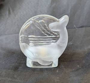 lot 2022 image: Partylite Glass Whale Candle Holder