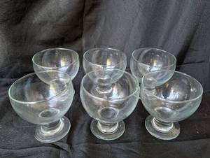 lot 2034 image: Clear Glass Sherbet Cups Set of 6