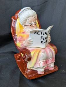 lot 2040 image: Ceramic Granny Retirement Funds Coin Bank - 8 in