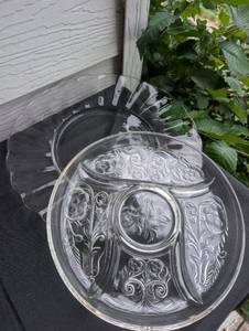 lot 2066 image: Rose Glass Divided Serving Plate  Wavy Glass Serving Plate - 2 ct
