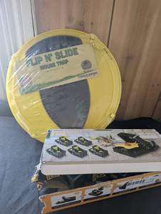 lot 3020 image: Flip N Slide Mouse Trap Set with 6-Pack Snap Traps