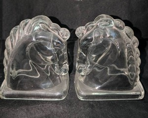 lot 3111 image: Crystal Glass Horse Head Bookends Pair - 2 ct
