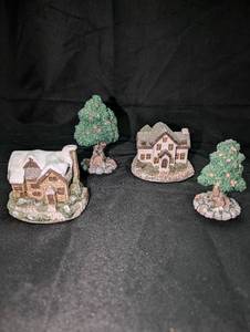 lot 3121 image: Miniature Village Houses and Apple Trees Set