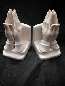 lot 3150 image: White Ceramic Praying Hands Bookends