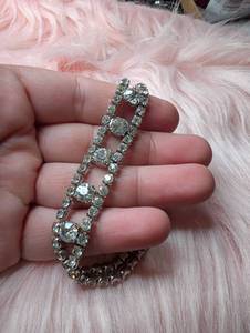 lot 3505 image: Vintage Costume Jewelry Crystal Rhinestone Bracelet