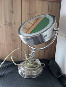 lot 3522 image: Chrome Lighted Magnifying Mirror with Stand