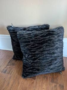lot 4608 image: Borgata Brown Faux Fur Throw Pillows Set of 2