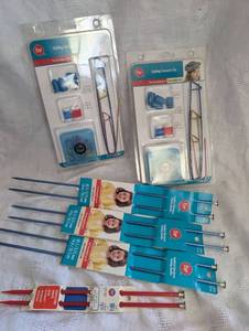 lot 4628 image: Boye Knitting Needles and Accessory Set Bundle