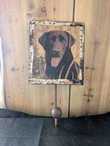 lot 5026 image: Black Labrador Dog Wall Leash Hook