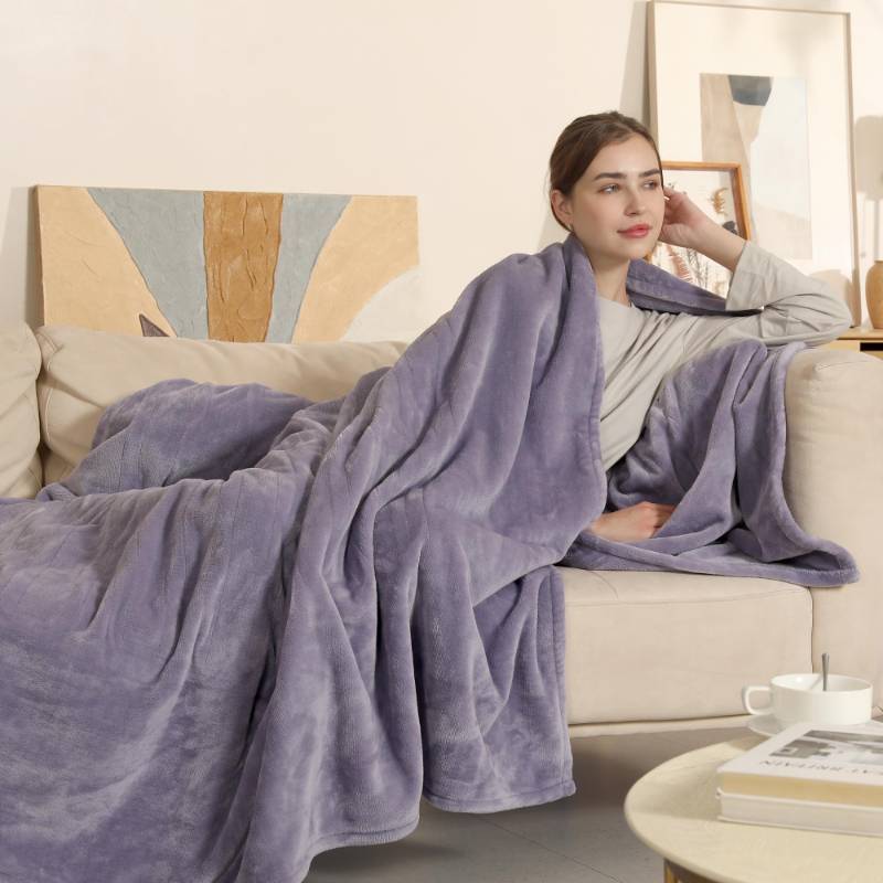 lot 72356 image: Heated Blanket Full Size, Super Soft Cozy Upgraded Flannel Electric Blanket with 6 Heating Levels & 1-10 Hours Auto Off, Heating Blanket for Whole Body, Overheat Protection, 72 x 84, Lavender - Retail $50