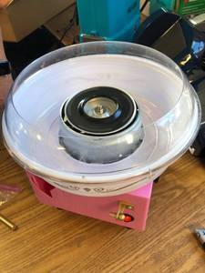 lot 5159 image: $60 Nostalgia Cotton Candy Maker