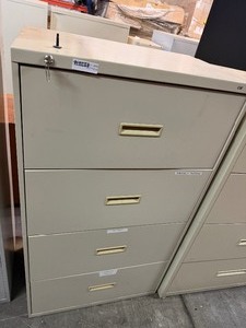 lot 264 image: HON LATERAL FILING CABINET WITH KEY AND HANGING FOLDERS