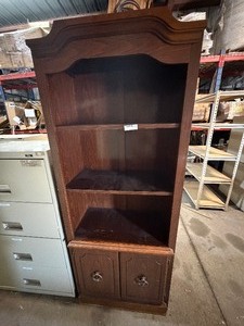 lot 276 image: WOOD BOOK SHELF