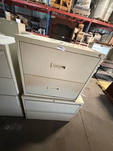 lot 290 image: 2) 2-DRAWER LATERAL CABINETS