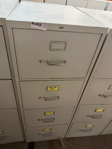 lot 305 image: HON 4-DRAWER FILE CABINET