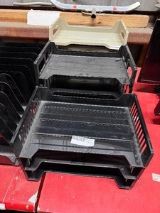 lot 334 image: PLASTIC PAPERWORK ORGANIZERS