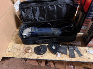 lot 352 image: MASTER CRAFT ELECTRIC MULTI CRAFTER TOOL