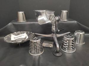lot 200 image: Saladmaster Kitchen Equipment Set with Attachments and New Progressive Steamer