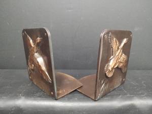 lot 252 image: VINTAGE Pair High Relief Copper Clad Mallard Duck Bookends
