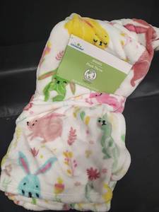 lot 266 image: New Spring Animal Pattern Plush Throw Blanket 50 x 60