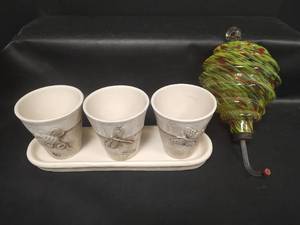 lot 296 image: Hand Blown Glass Hummingbird Feeder and Ceramic Butterfly Planter Set