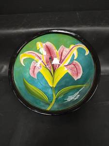 lot 352 image: Naylor Art Pottery Lily Bowl White Salmon WA, 10.75, Handpainted, Signed