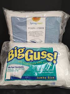 lot 363 image: New Pillows