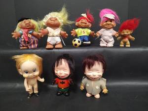 lot 397 image: Vintage Troll and Alfred E Newman Dolls