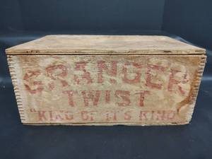 lot 401 image: Antique Grainger Twist Tobacco Wooden Advertising Crate, 14w x 8.5d x 6.5t