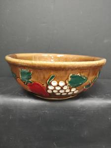 lot 411 image: Handpainted Fruit Design Ceramic Bowl, 9 inch, USA