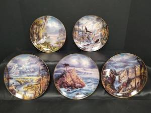 lot 413 image: Danbury Mint God Bless America Collector Plates by Rudi Reichardt, Numbered