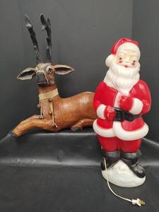 lot 418 image: Vintage Light Up Santa Claus, 22.5 tall and Reindeer