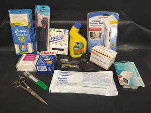 lot 440 image: Mixed Health and Personal Care Items