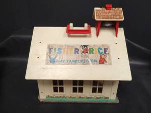lot 535 image: Vintage Fisher-Price Play Family School House