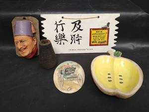 lot 542 image: Novelty Humor Items