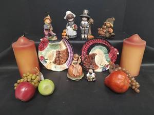 lot 548 image: Thanksgiving Decorative Items