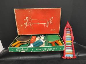 lot 585 image: Vintage Sportcraft Table Tennis Set with Red Clown Xylophone