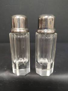 lot 625 image: Prism Design Crystal Glass Salt and Pepper Shakers with Silver-Tone Lids, Never Used