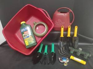 lot 651 image: Garden and Lawn Supplies