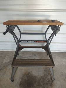 lot 679 image: Black & Decker Workmate 79-001 Deluxe Dual Height Portable Work Bench