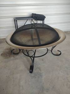lot 680 image: Round Outdoor Fire Pit with Bench and Cover