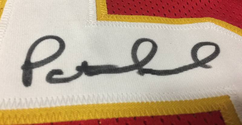 Signed Patrick Mahomes #15 Alternate Black Kansas City Chiefs Custom  Football Jersey w/James Spence WITNESSED Authentication