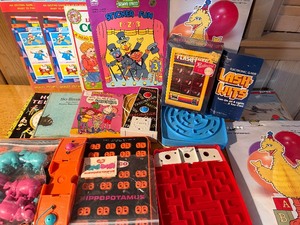 lot 34 image: Vintage Games and More - Electronic, Sesame Street, Books