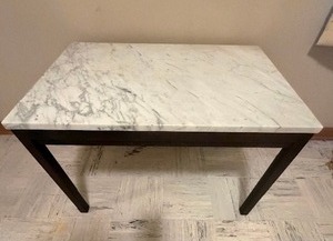 lot 187 image: Marble Topped End Table, Made in Italy, Nov 1974, Approx 30 x 20 x 20