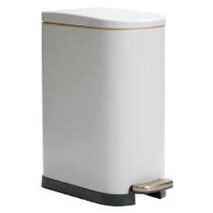 lot 3200 image: Ceroelda small trash can