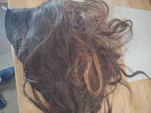 lot 2057 image: Ladies wig brown with built-in headband